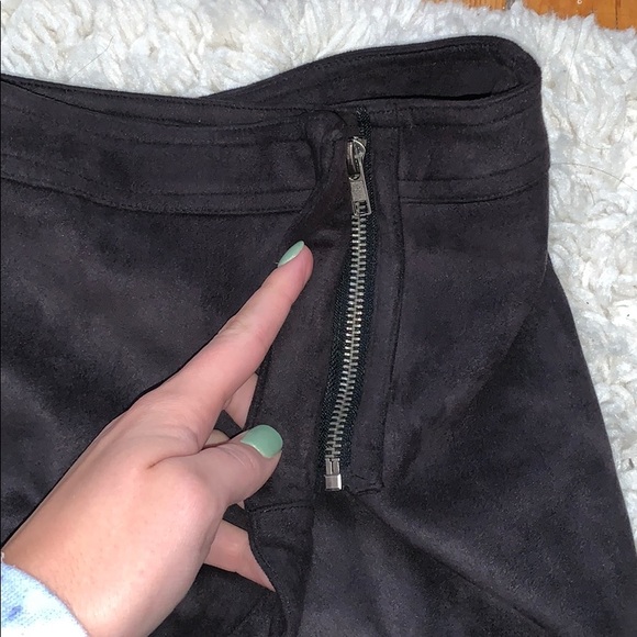 *SOLD ON INSTA* NWT LF skirt - Picture 5 of 6